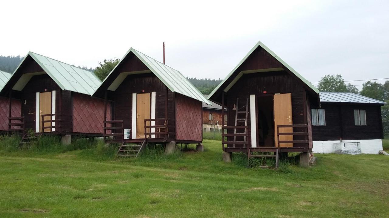 Retro Kemp Pod Boubinem Hotel Horni Vltavice ภายนอก รูปภาพ